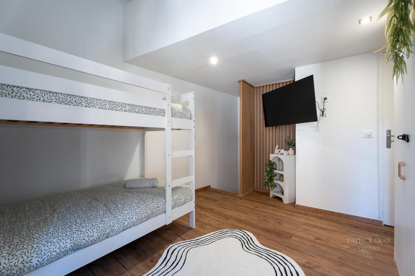 Maison De Ville En Triplex Pour 6 Personnes Pres De Disney Et Paris มองต์เตฮวา ภายนอก รูปภาพ